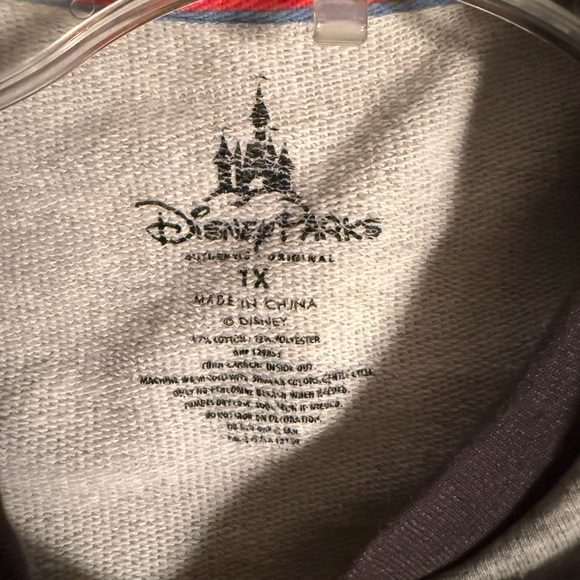 Disney World Gray and Black Crew Neck Sweater Mickey Mouse - Picture 4 of 4